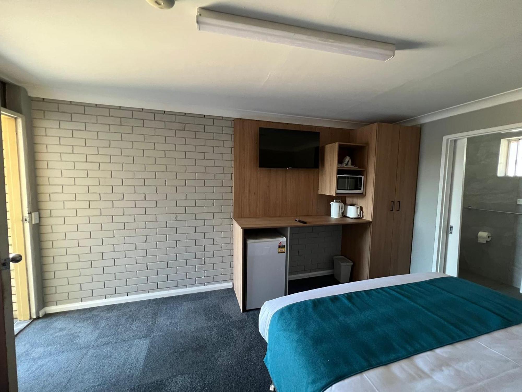 Adrian Motel Forbes Bagian luar foto