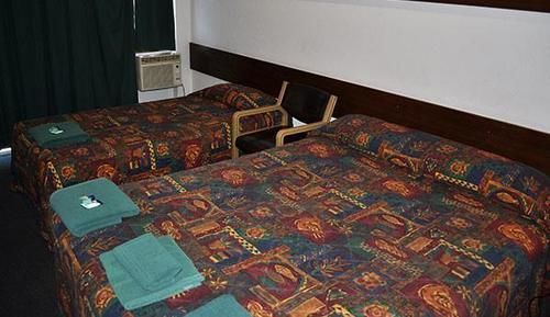 Adrian Motel Forbes Bagian luar foto