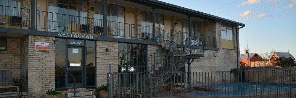 Adrian Motel Forbes Bagian luar foto